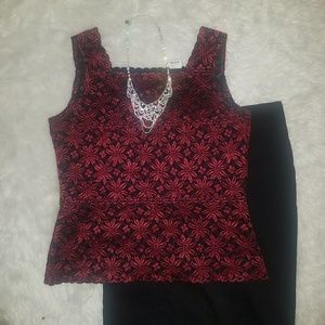 Stunning, Embroidered, Karen Kane Top, Stretchy!