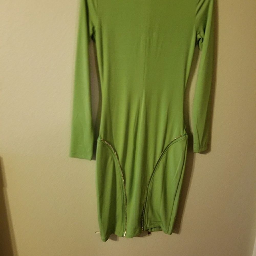 Dress - Picture 2 of 2
