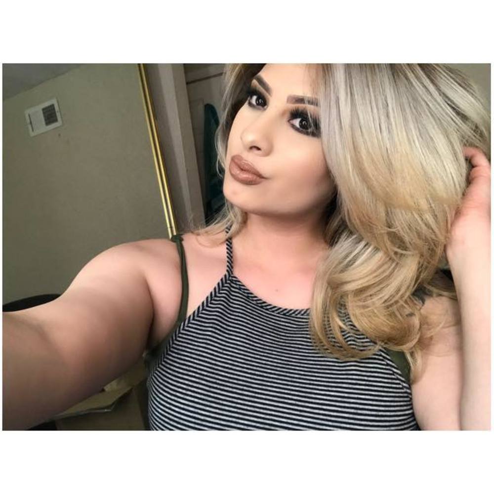 Meet your Posher, Briana