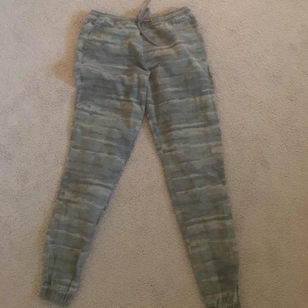 Men's camouflage joggers