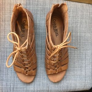 Lace up sandals with zipper in back