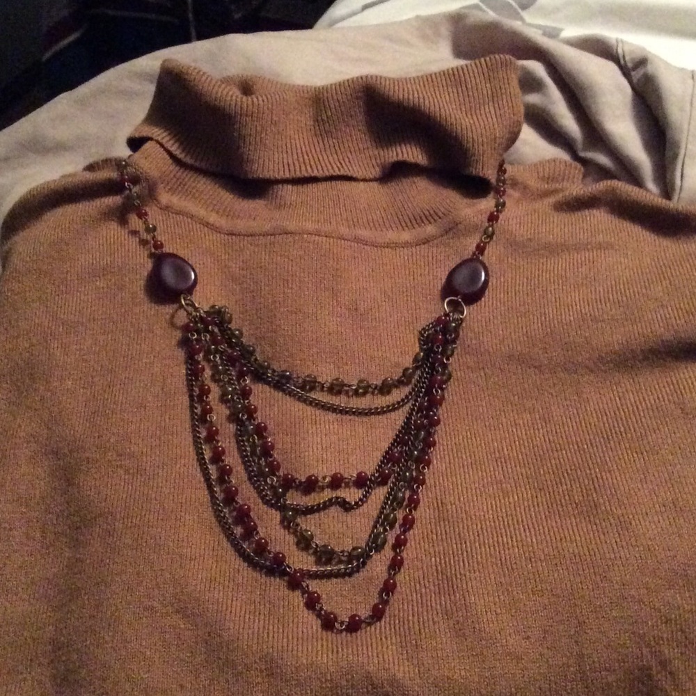 Costume Jewelry necklace