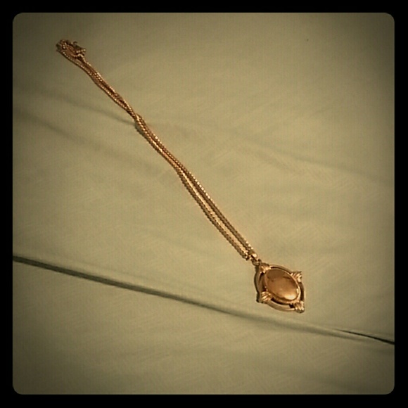 Necklace - Picture 1 of 3