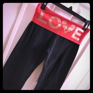 Victoria's Secret yogas