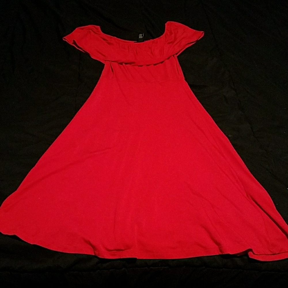 Off-the-Shoulder dress