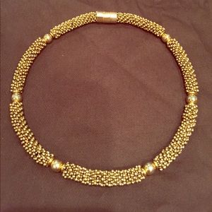 Gold plated Beaded Necklace with Magnetic closure