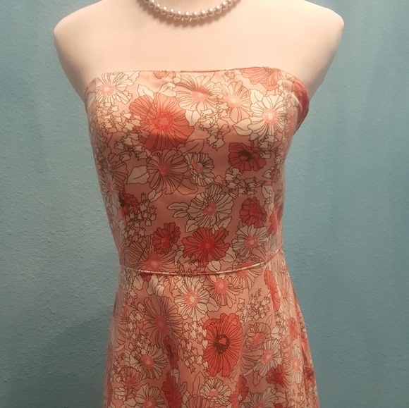 Ann Taylor Loft floral strapless dress. 4 - Picture 2 of 5