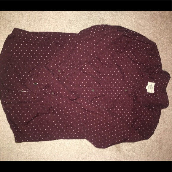 American Eagle Classic Fit Maroon Button Down - Picture 1 of 1