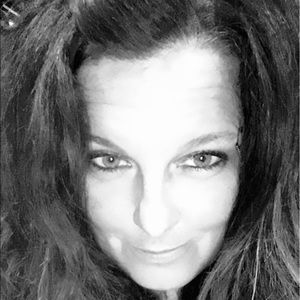 Meet your Posher, Tonya