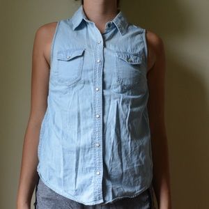 H&M sleeveless denim button down