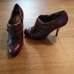 Enzo Angiolini Burgundy Booties