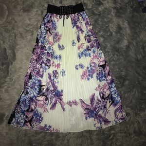 Floral Pleated Skirt with stretch waistband