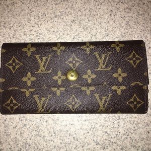 Louis Vuitton Wallet