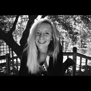 Meet your Posher, Jacquelyn