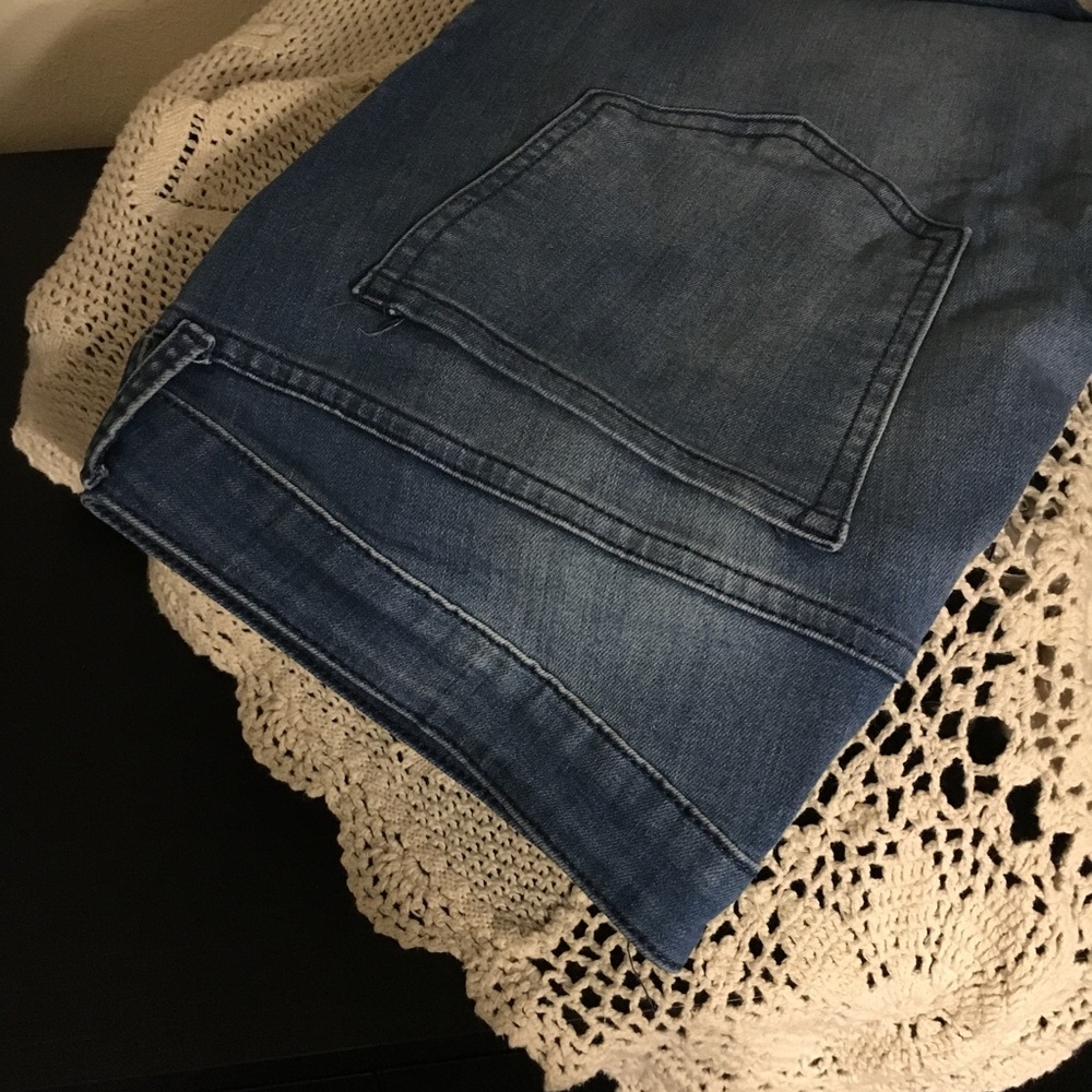 NWOT Old Navy Rockstar Low-Rise Skinny Jeans