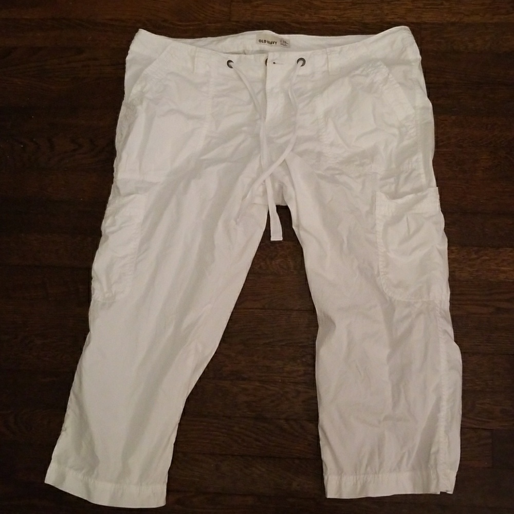 White capri pants
