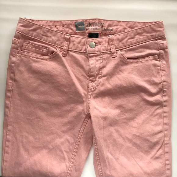 Mossimo skinny premium denim jeans 🌷 - Picture 4 of 8