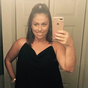 Meet your Posher, Casandra