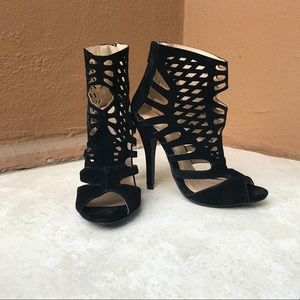 Women's 5.5 Liliana Caged Heels