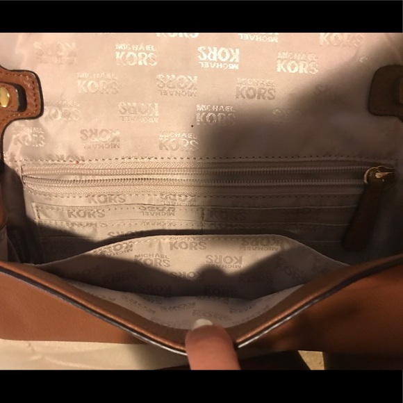 Michael Kors Purse - Picture 4 of 4