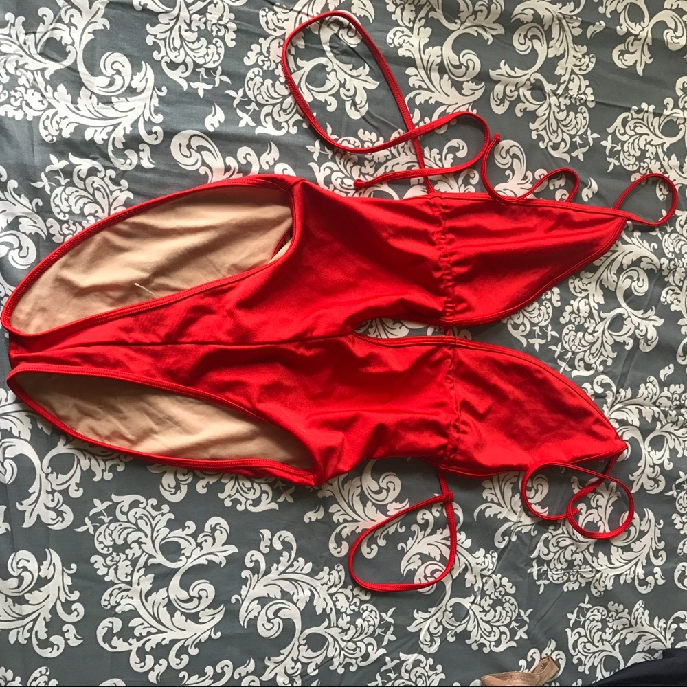Red v American apparel bathing suit