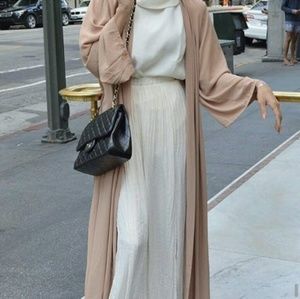 Meet your Posher, Zahra