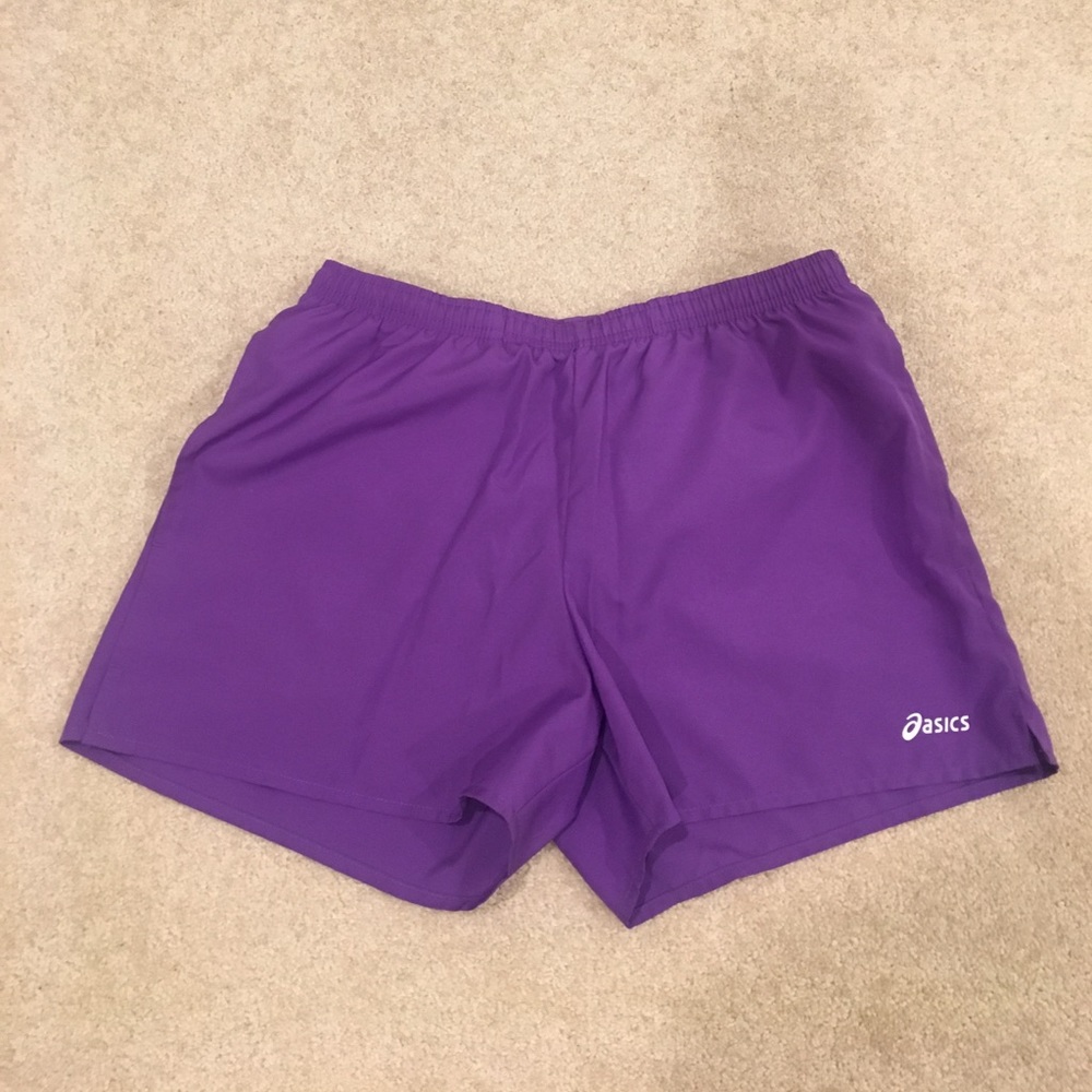 Running shorts