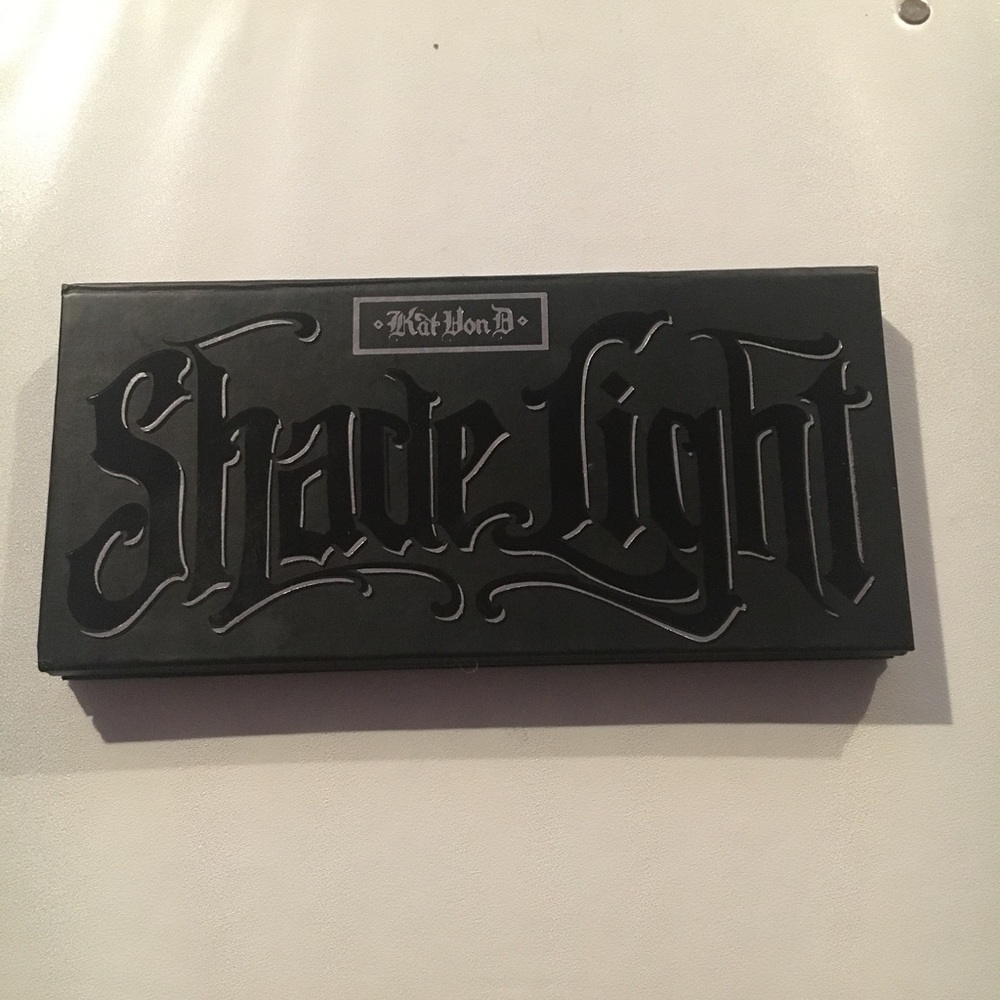 Kat Von D powder contour palette.