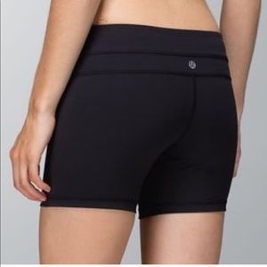 Lululemon groove yoga spandex.