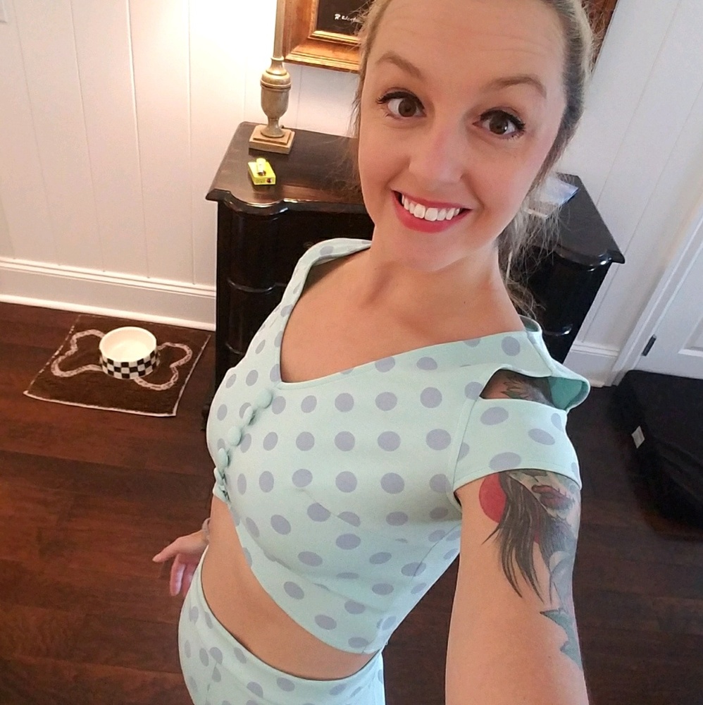 Meet your Posher, Rosalie