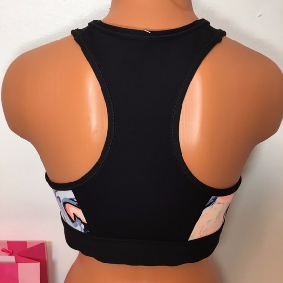 🚫SOLD🚫NEW PINK VS REVERSIBLE SPORT BRA - Picture 4 of 4