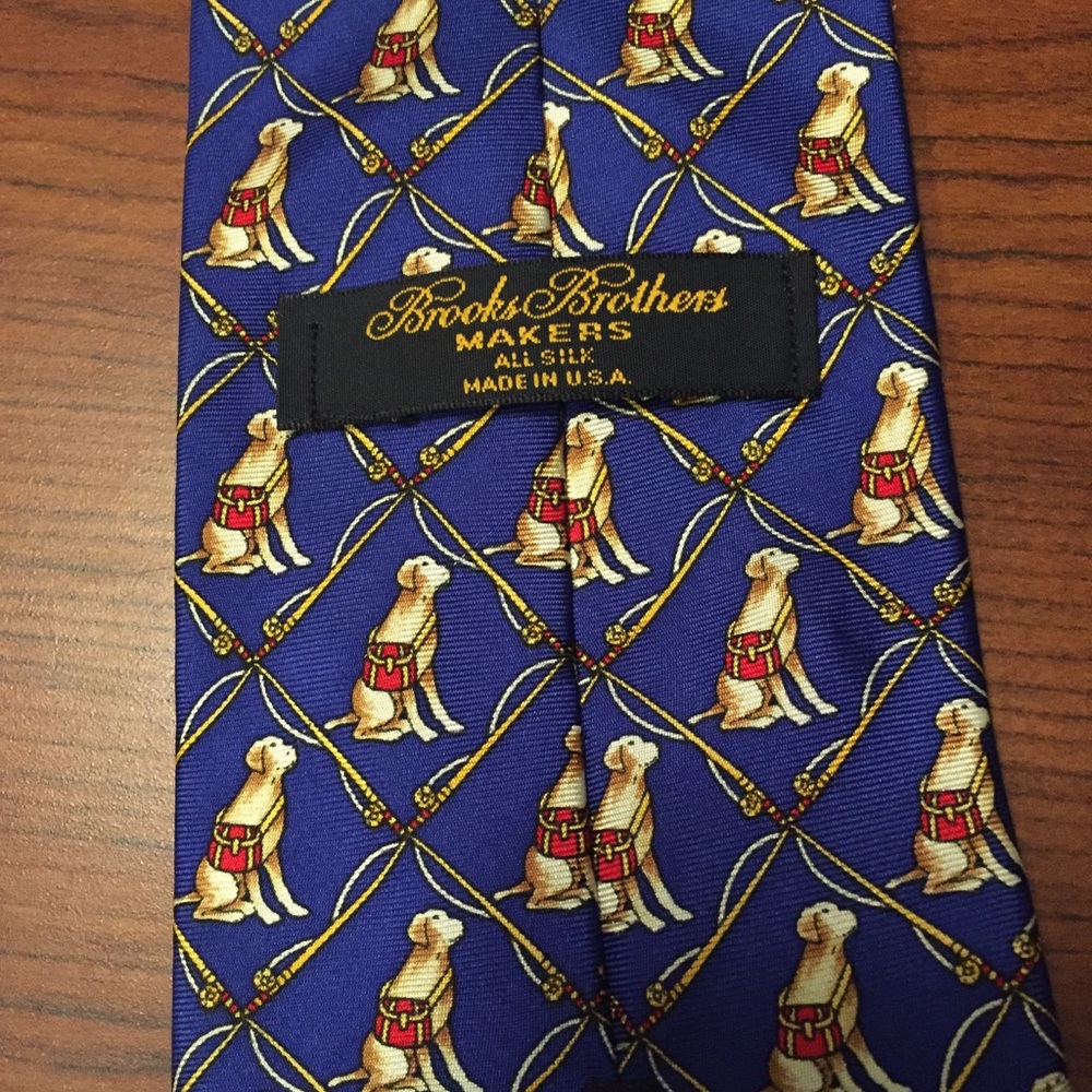 Brooks Brothers Fishing Dog Tie - Picture 3 of 3
