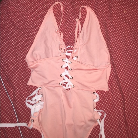 Peach lace up one piece swim high leg - Picture 4 of 4