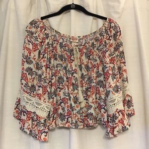 Bell-sleeve boho crop top