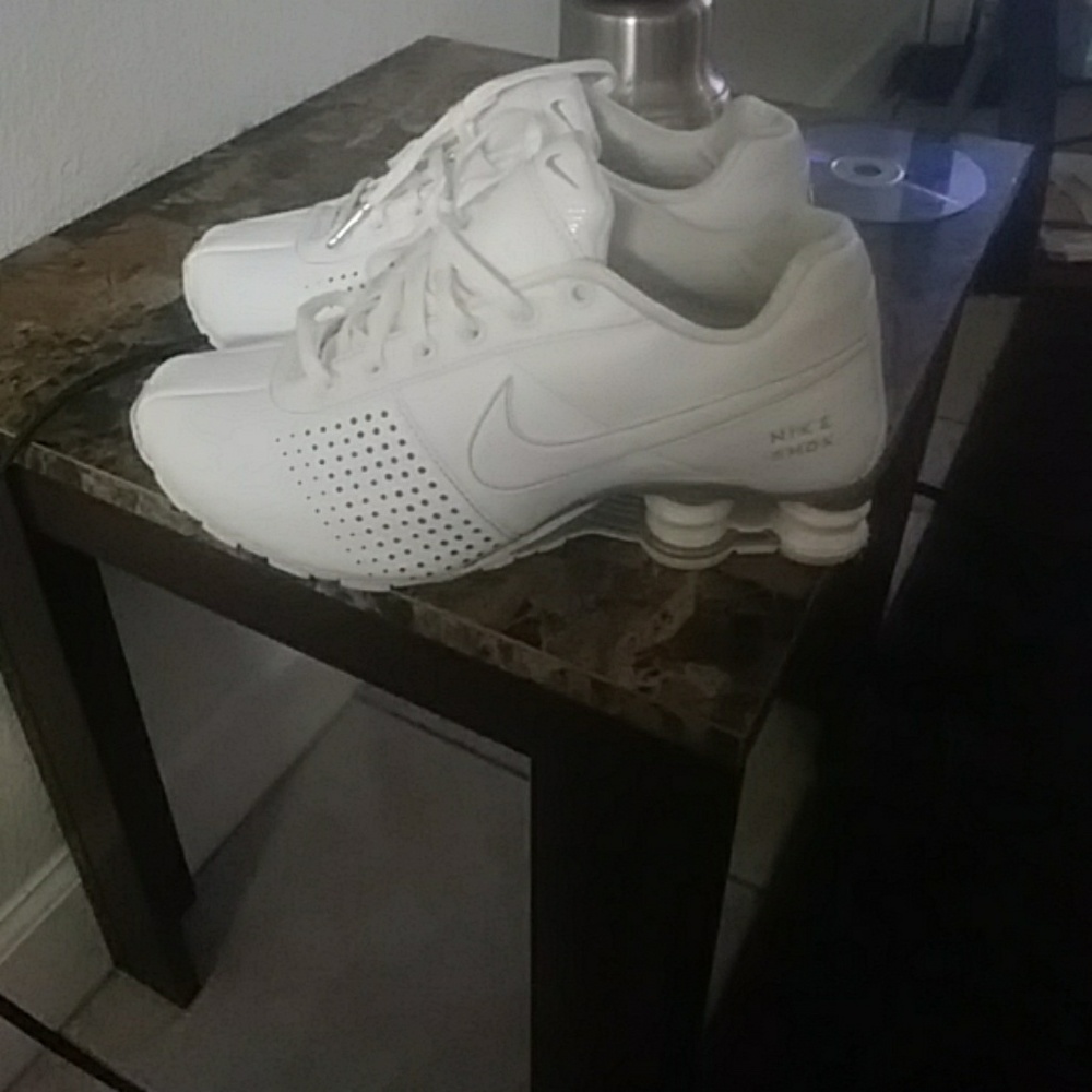 All white Nike shox