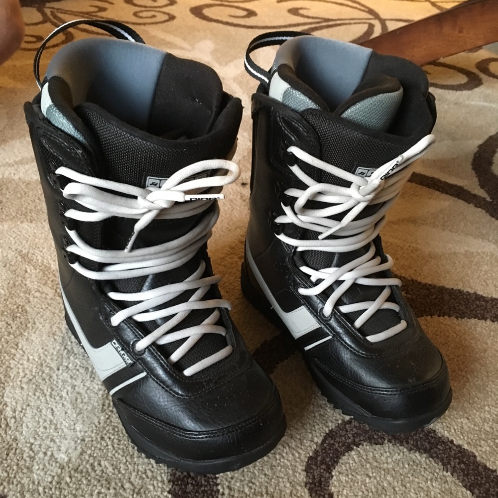 Ride Women's size 7 Snowboard boots