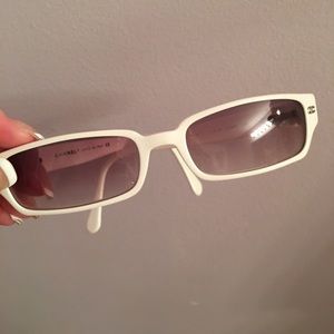 Chanel white QUILTED sunglasses with rhinestones