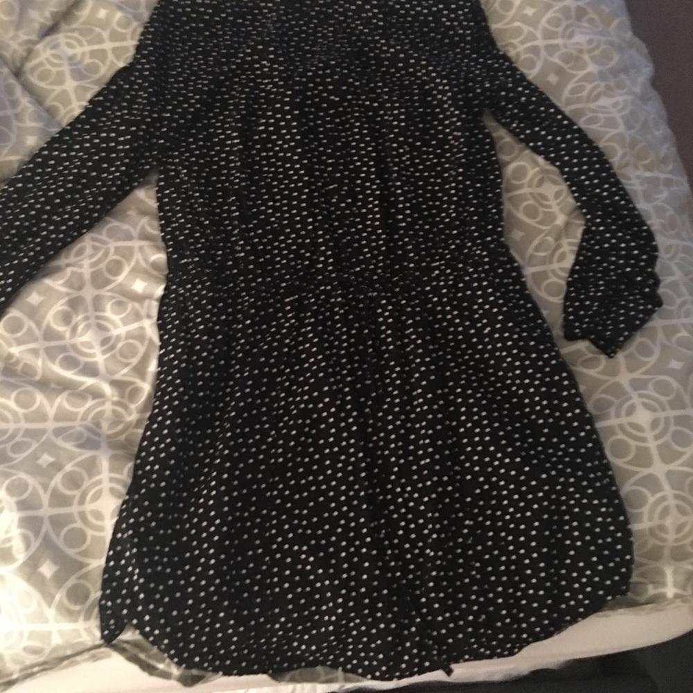 Banana republic black and white button up dress.