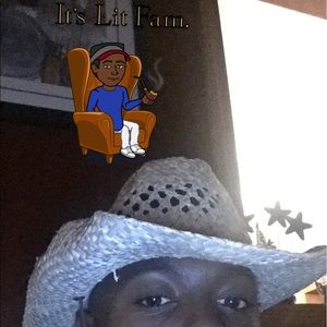 Meet your Posher, Aj