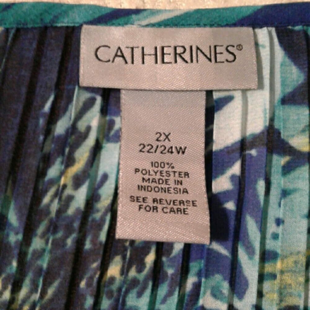 Completely pleats - Picture 2 of 3