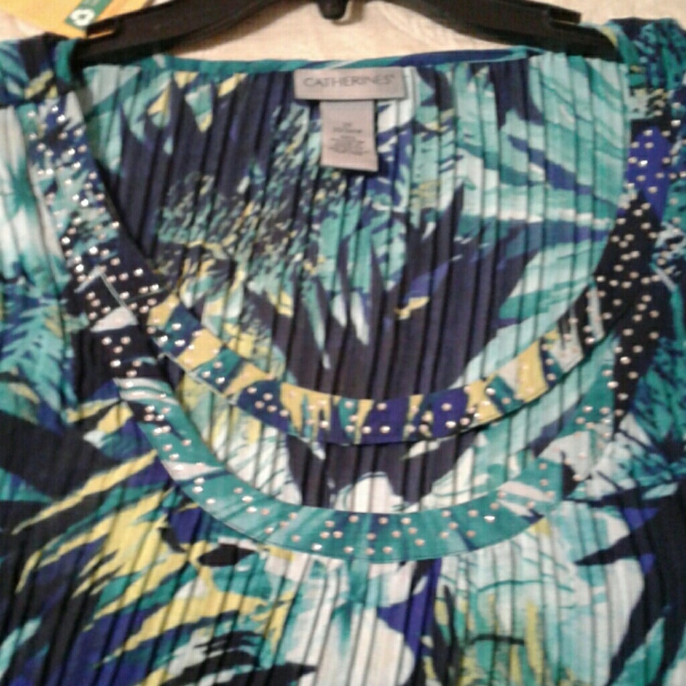Completely pleats - Picture 3 of 3