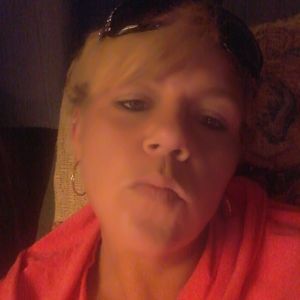 Meet your Posher, Lauralee