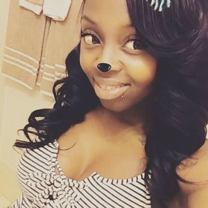 Meet your Posher, Shauntisha