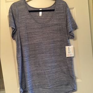 Lularoe classic tee