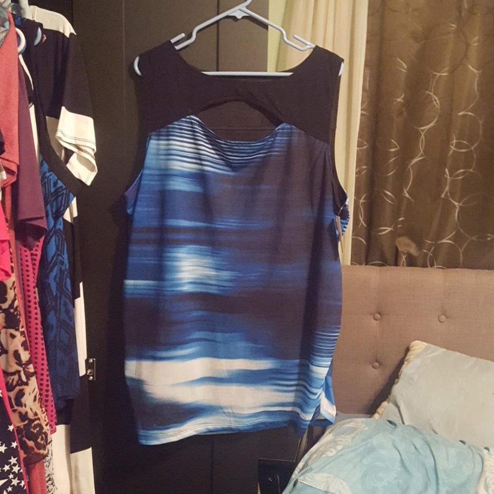 Lane Bryant 22/24 blue tank top blouse