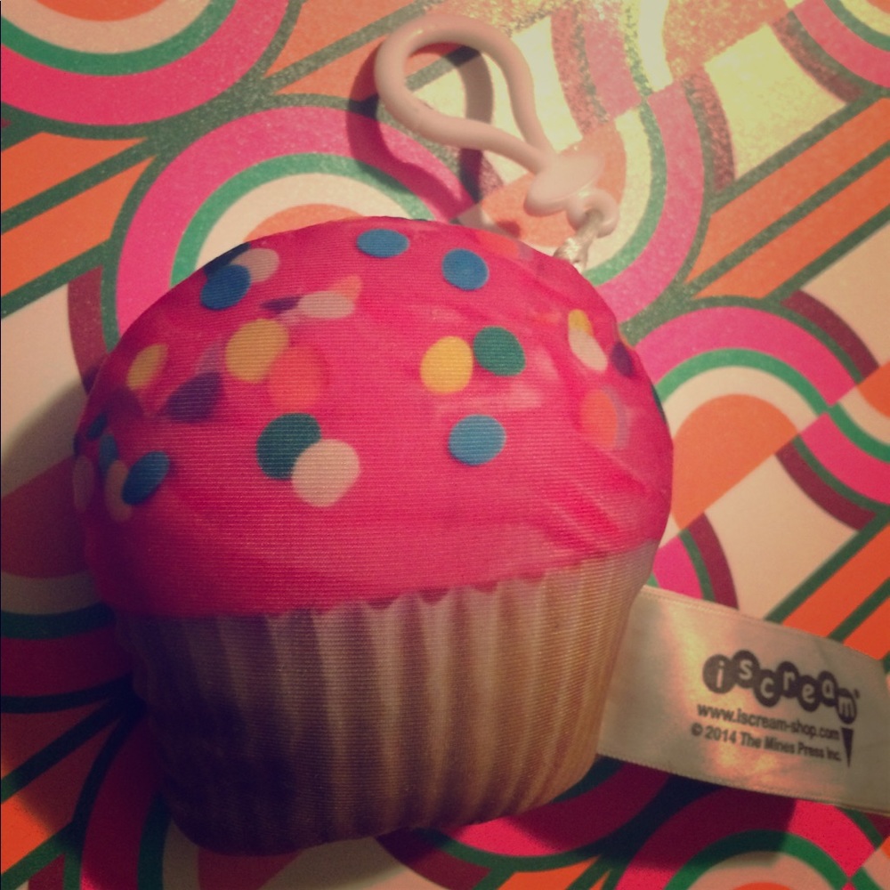 Cupcake keychain 🍭