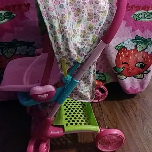 Baby Alive Stroller with carrier - Picture 1 of 3