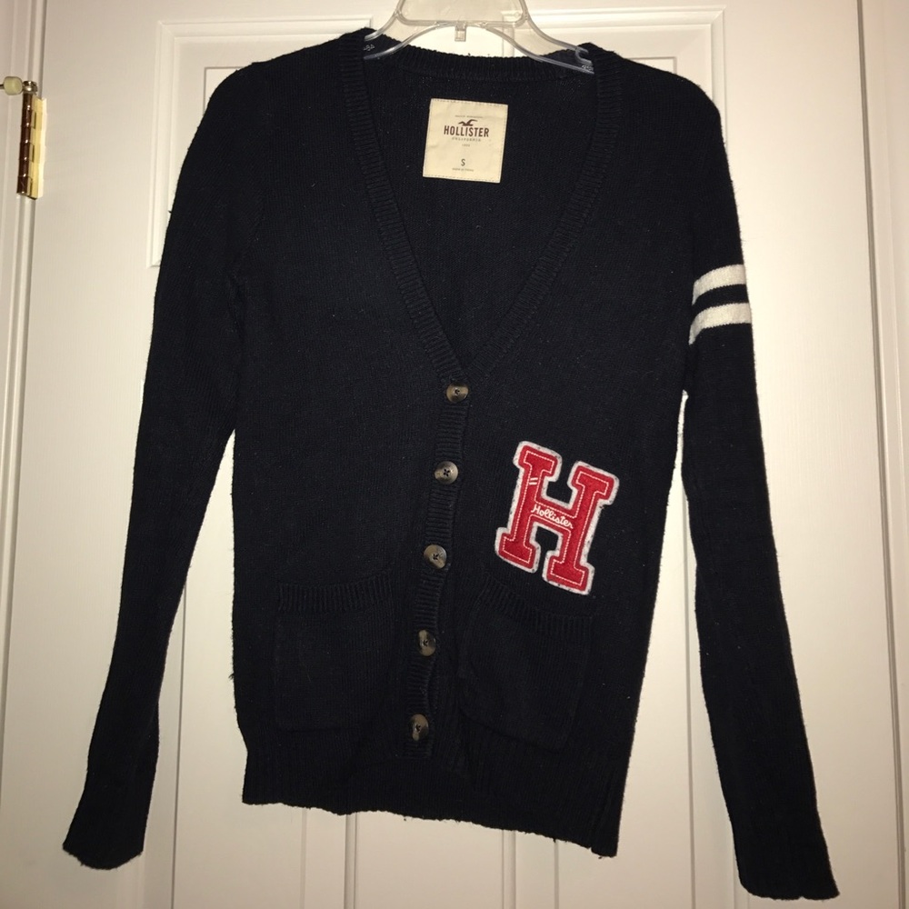 Hollister sweater