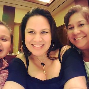 Meet your Posher, Aurora