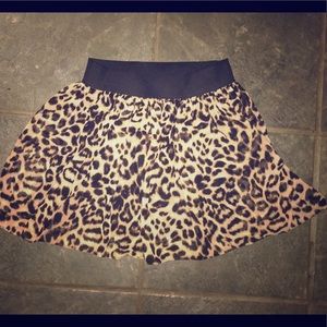 Forever 21 Leopard skirt